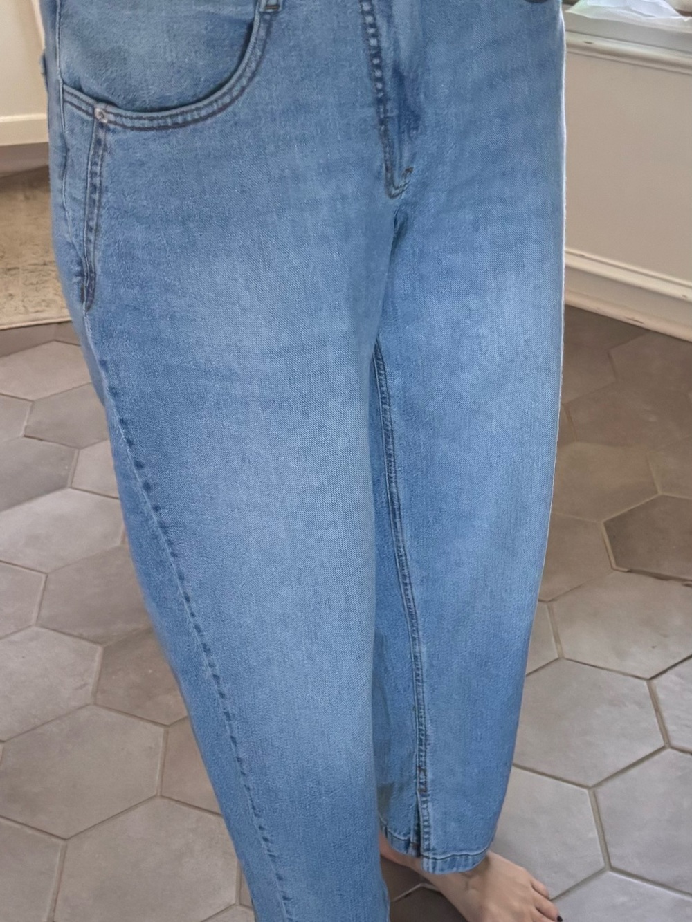 Pilcro Light Blue Cropped Straight-Leg Jeans - Picture 2 of 7